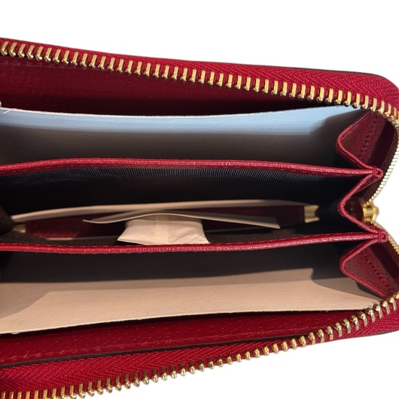 Like New ~Full Set~Gucci *Limited Edition* Compact Zippy Wallet - Picture 4 of 4